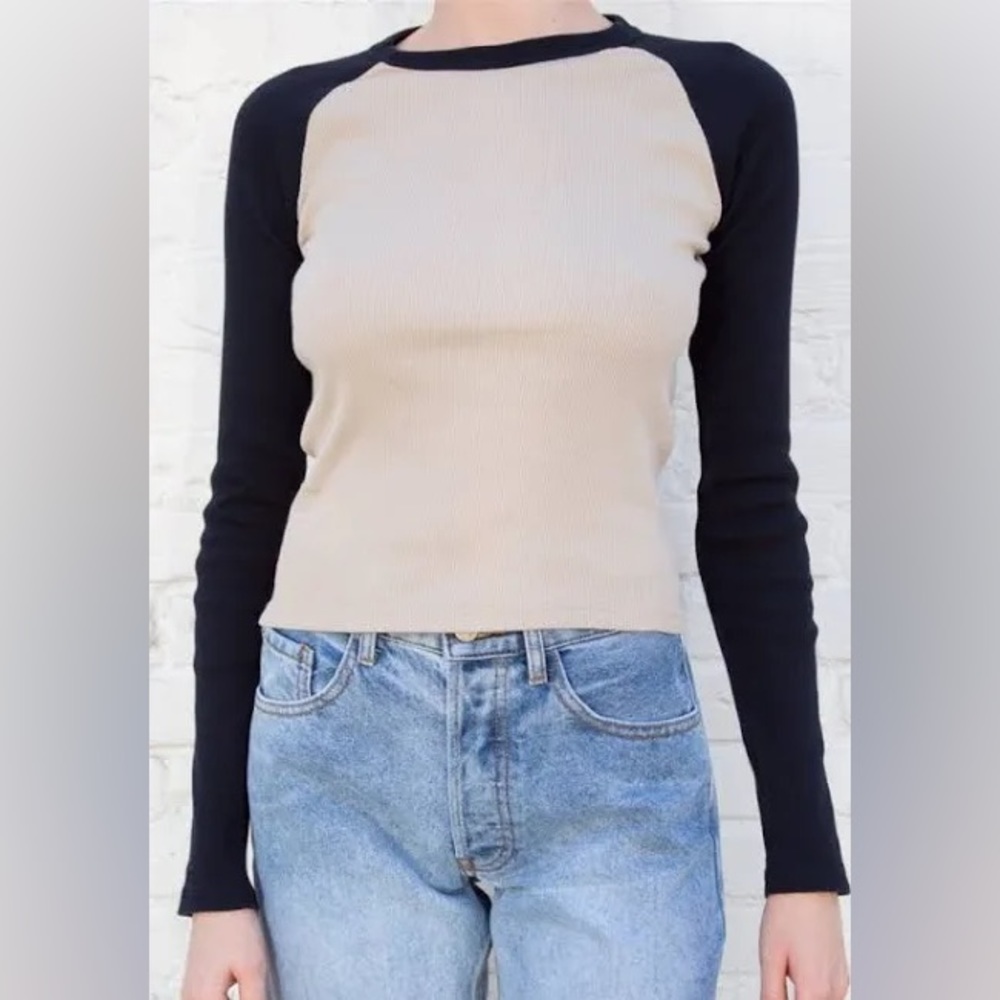 BRANDY MELVILLE long sleeve navy and beige top